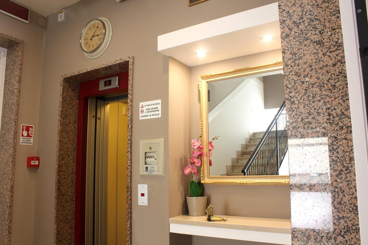 Hotel Helga كاوْرلي المظهر الخارجي الصورة