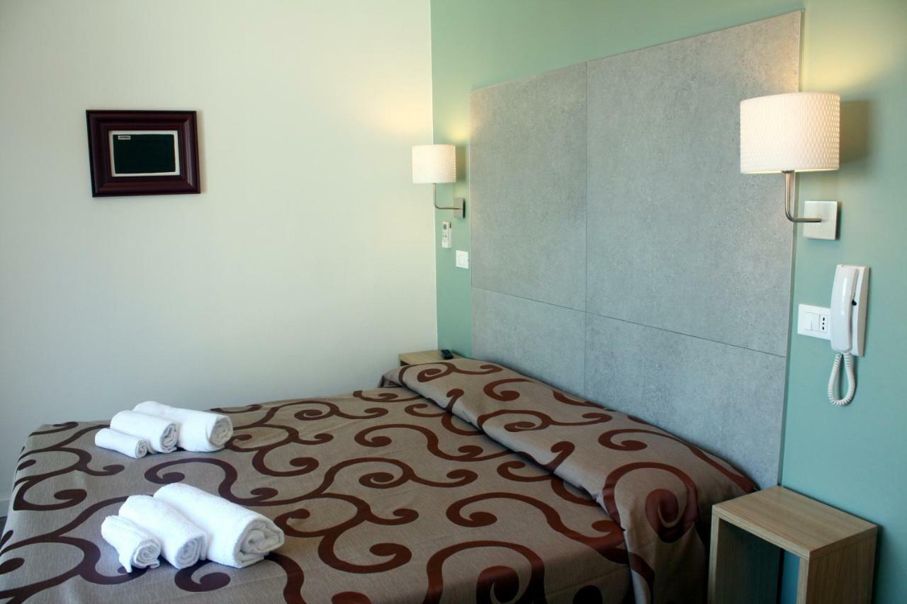 Hotel Helga كاوْرلي المظهر الخارجي الصورة